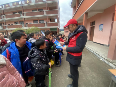 永宁镇：新年普法禁毒“第一课”