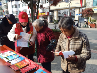 【“三比三争”践行动】排埠镇：禁毒宣传进辖区，普法教育暖民心