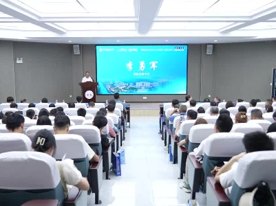 我县人才引进宣传推介会在湖南大学举行